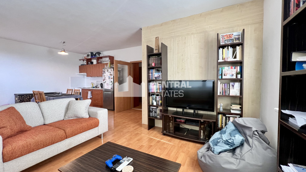 Príjemný klimatizovaný 2- izbový byt s loggiou na prenájom v Petržalke